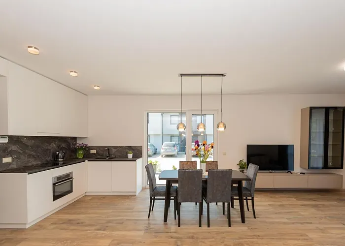 Egitos Apartamentai Apartman *